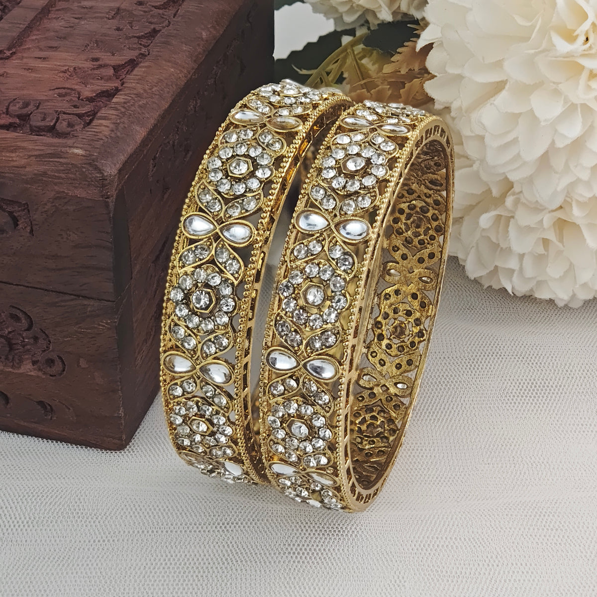 Mehndi polish